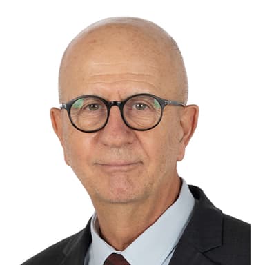 Lucien Stanzione